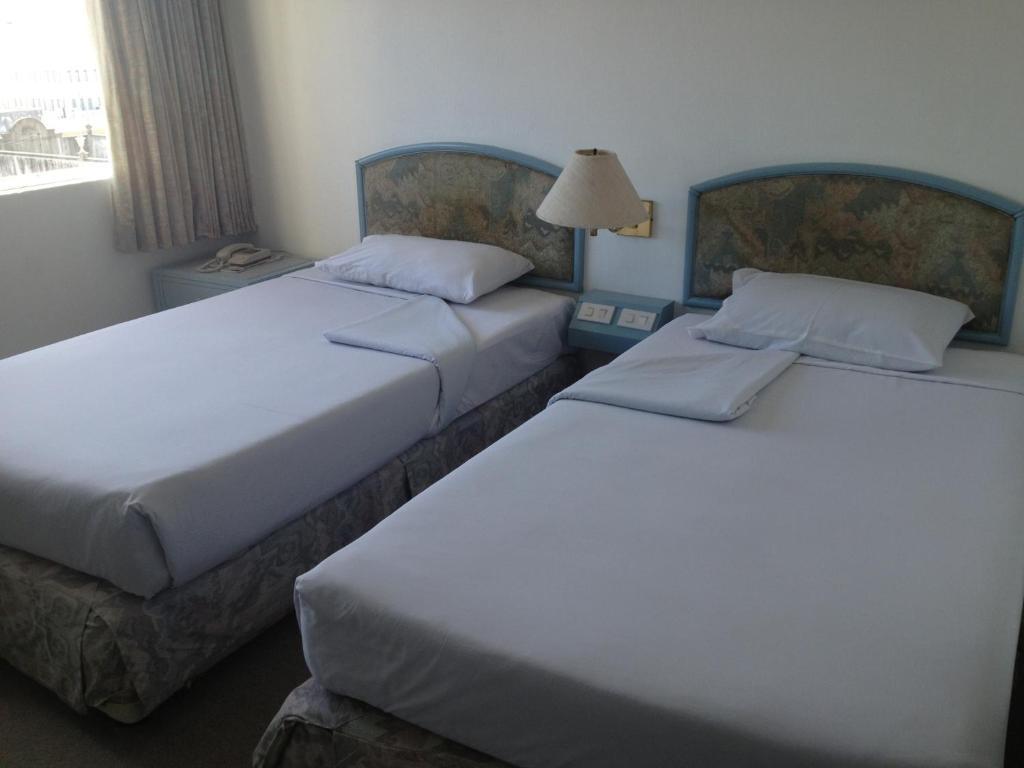 Sinthavee Hotel Phuket Habitación foto